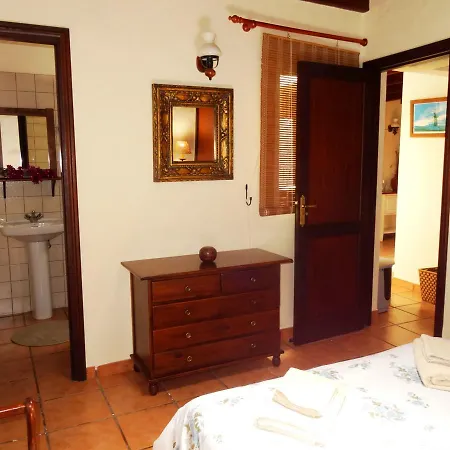Casa Yuno Holiday home *